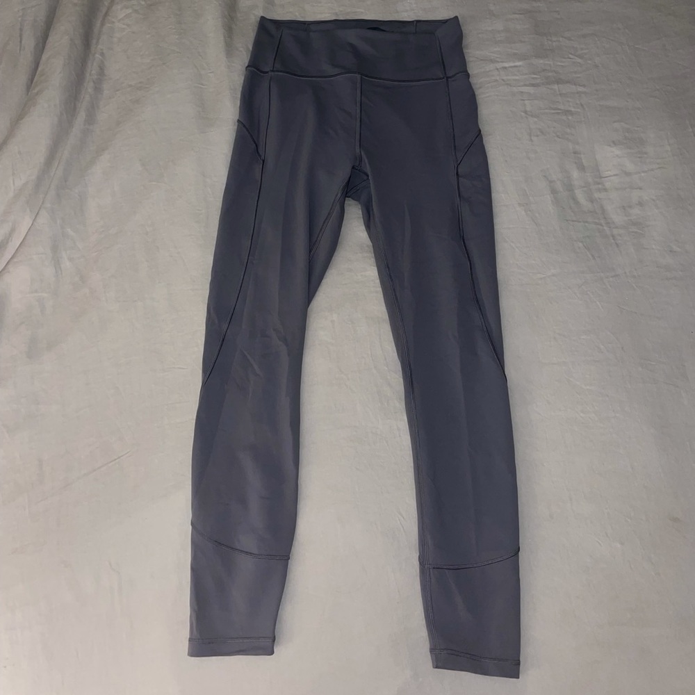 In Movement 25’ Titanium Lululemon Leggings